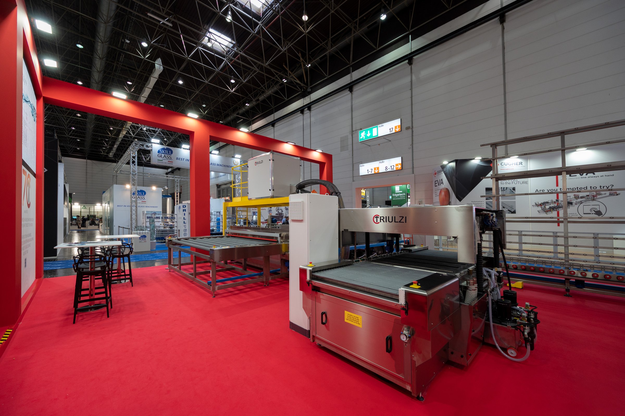 Zona lounge dello stand Triulzi a Glasstec