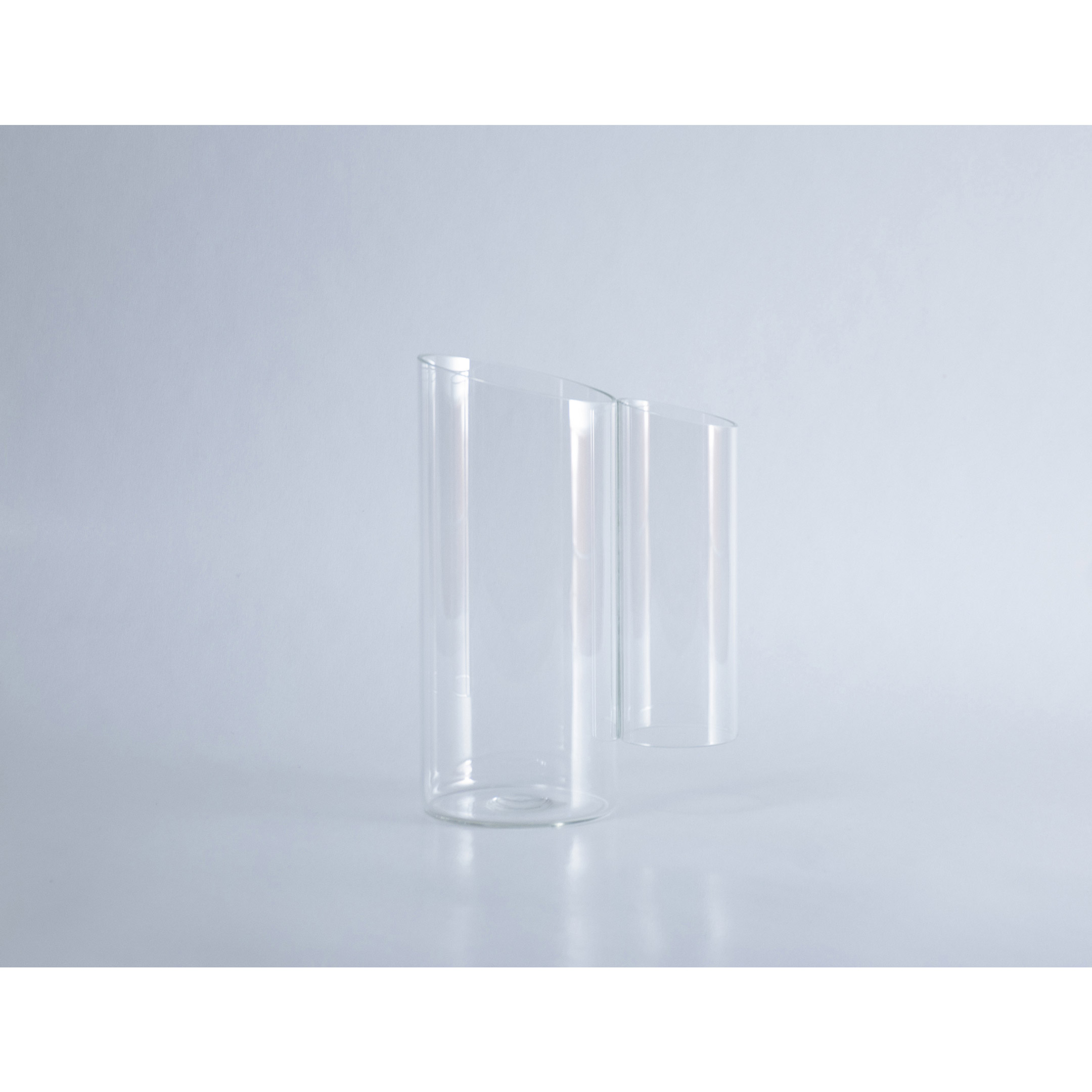 brocca cilindrica in vetro borosilicato trasparente design alessandro marelli